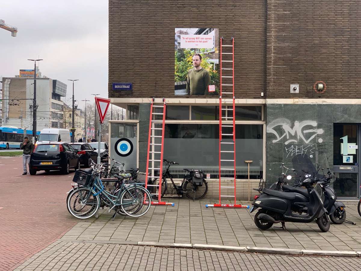 Posters in de wijk